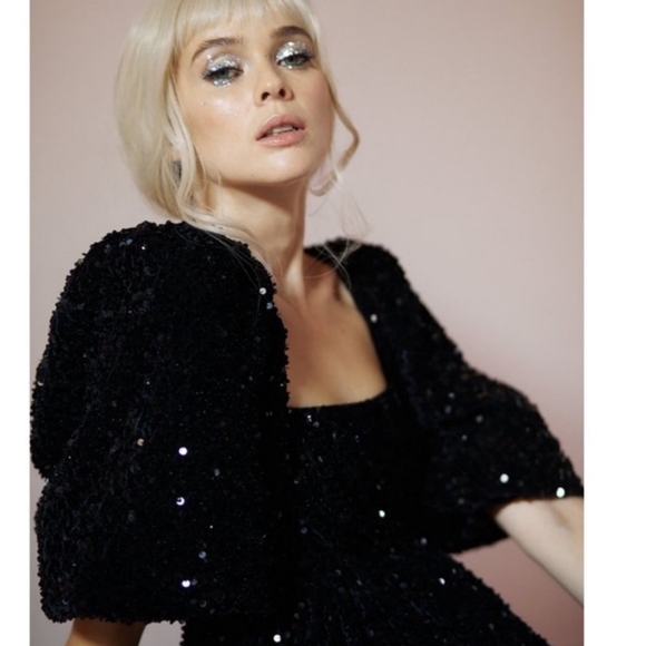Selkie Black Sequin Puff Dress - Picture 16 of 16